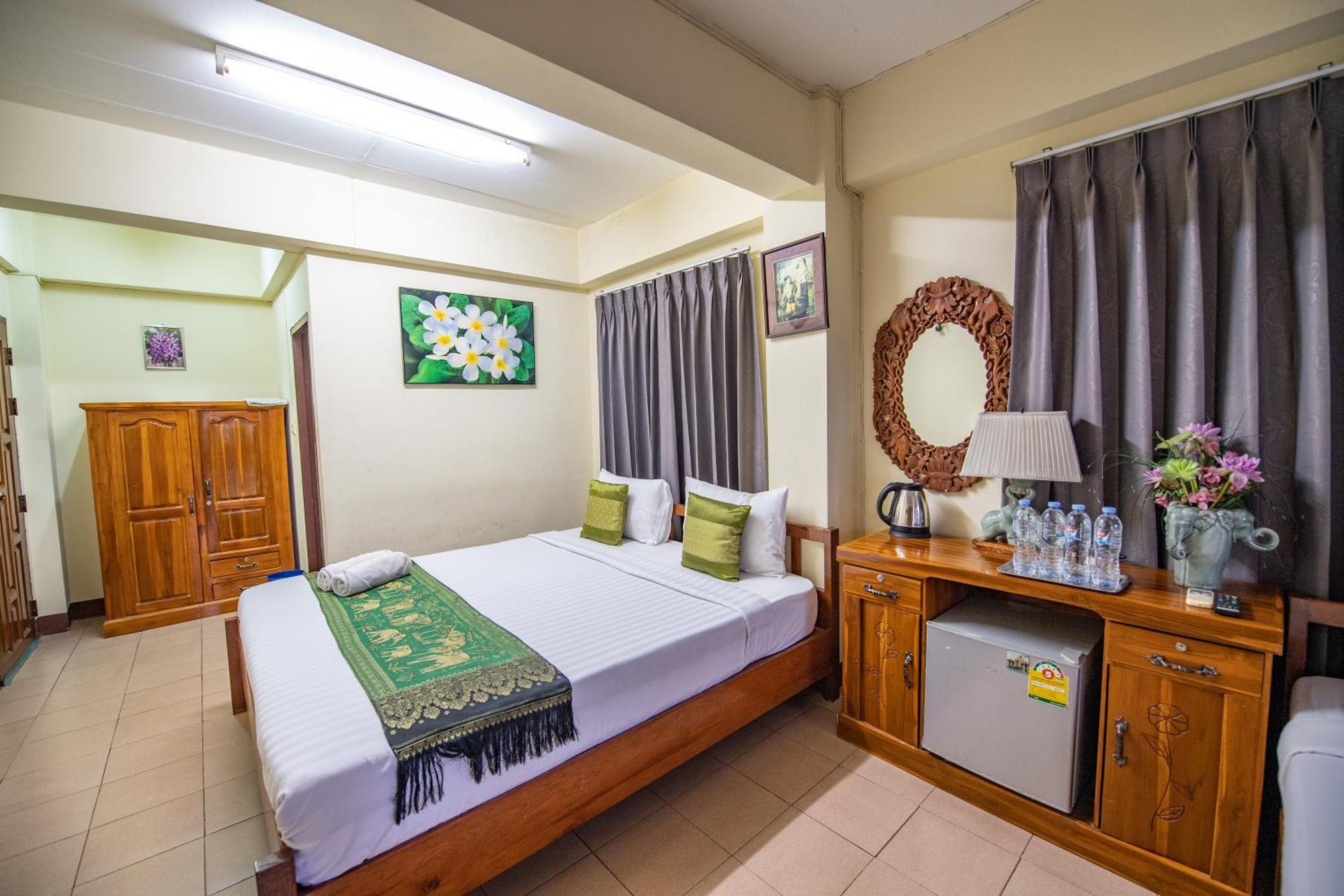 Hostel Saithong House Chiang Mai Exterior foto